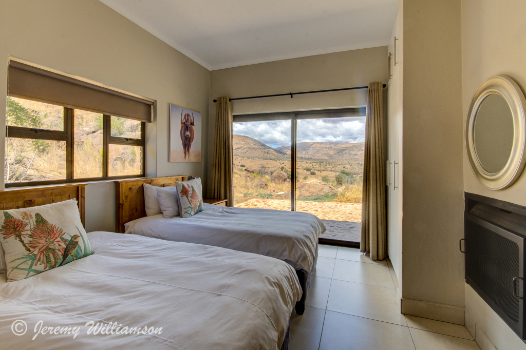 Bedroom - Family Cottage - Mountain Zebra National Park